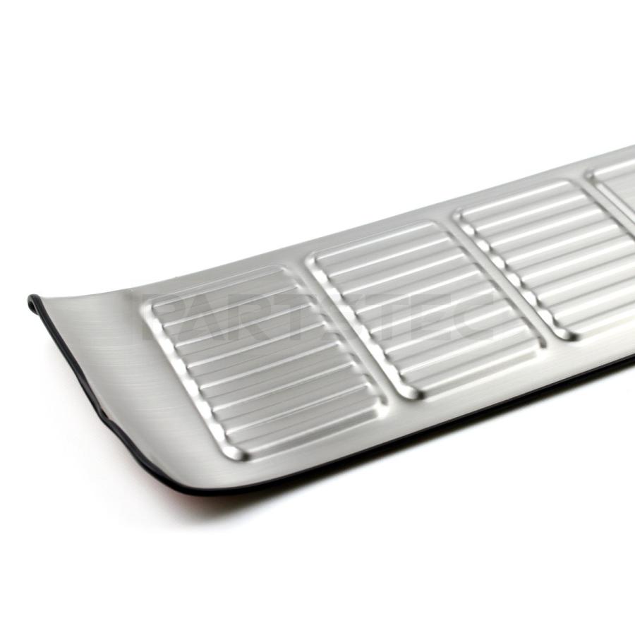 ハイエース 200系 リアバンパー ステップガード ブルー ステンレス 1型