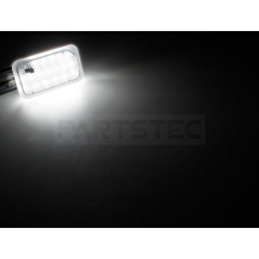 スズキ（SUZUKI） 汎用 ON/OFFスイッチ付 LED ラゲッジランプ ホワイト