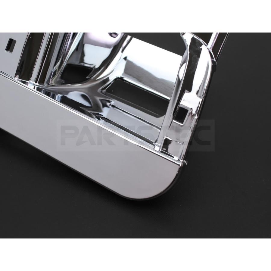 UDトラックス 日産 UD クオン フロントバンパー グリル ガーニッシュ