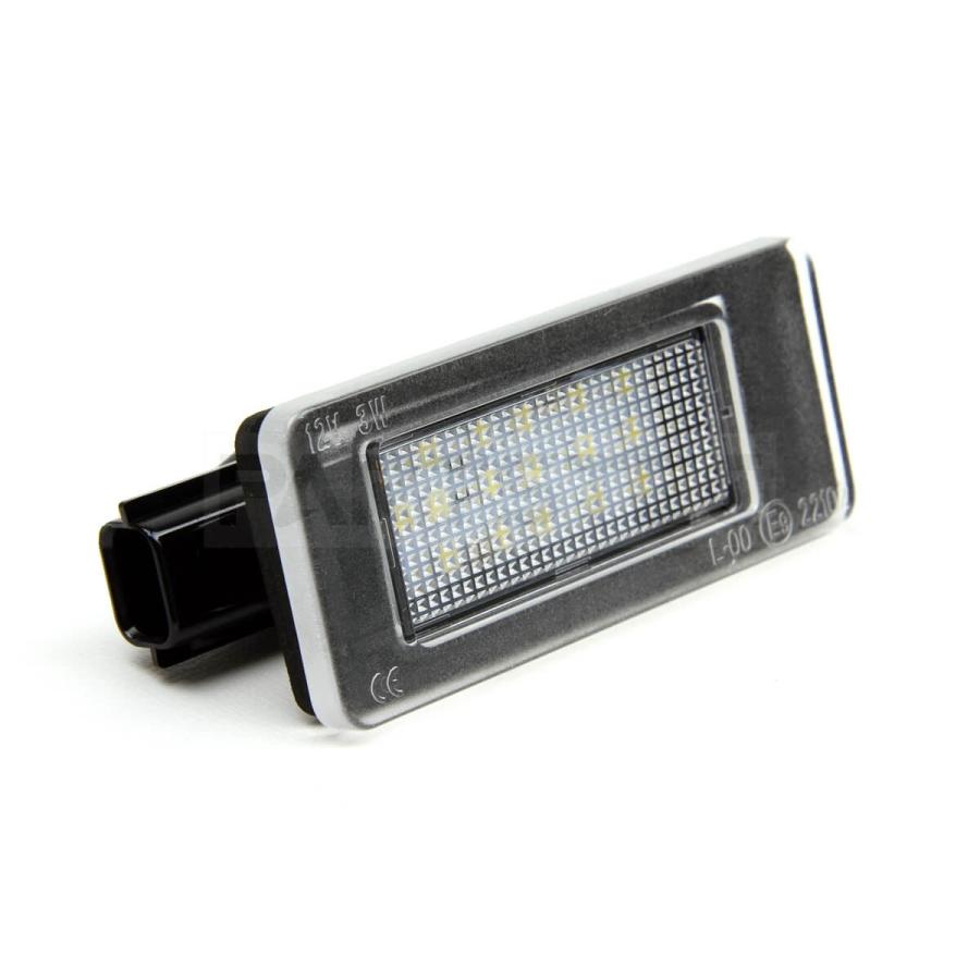 セレナ C27 前期 後期 LED ナンバー灯 ホワイト 左右セット e-power