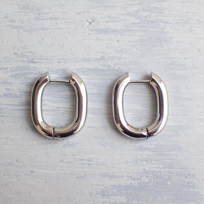 サージカルステンレス (54) オーバル フープ ピアス シルバー 23x19mm