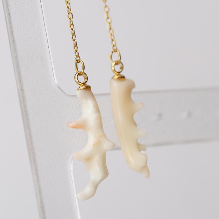 天然サンゴ アメリカンピアス 天然石 日本産 日本製 3月誕生月