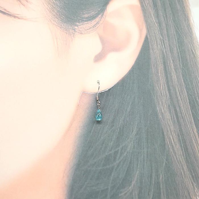 メール便送料無料 ブルージルコン ピアス （k12） ステンレス製 金属