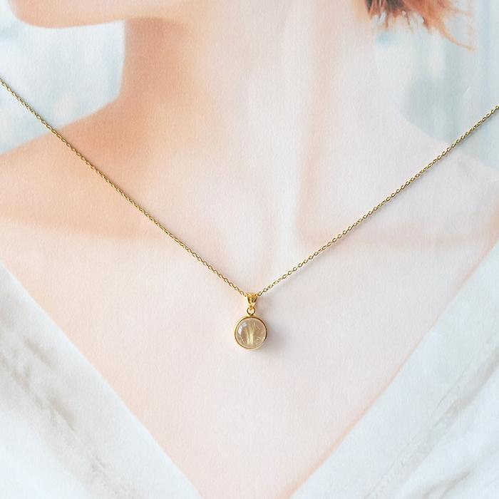 ブラジル産 ルチルクォーツ × K18パーツ 天然石 パワーストーン 高品質 楽天市場】ルチルクォーツ タンブル ブラジル産 金紅石入り水晶