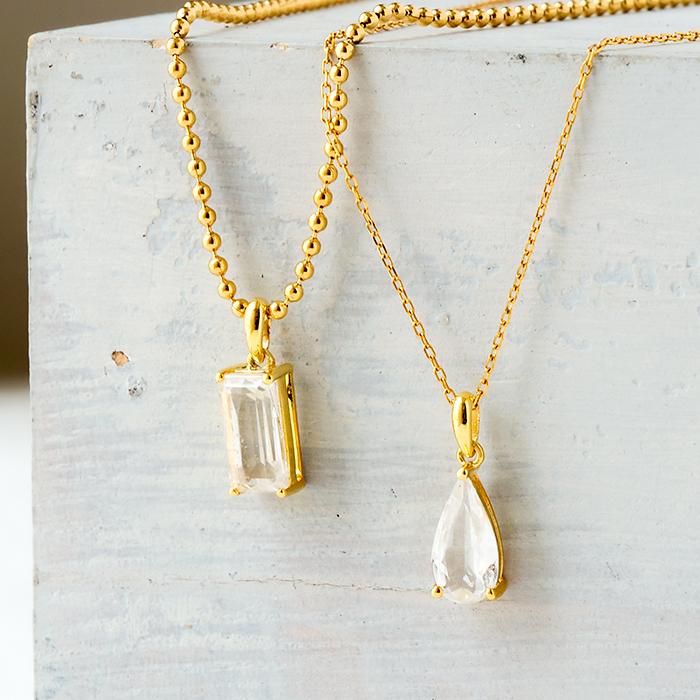 フェナカイト トップ ゴールド ( B.ドロップ 約2.65ct ) ロシア産