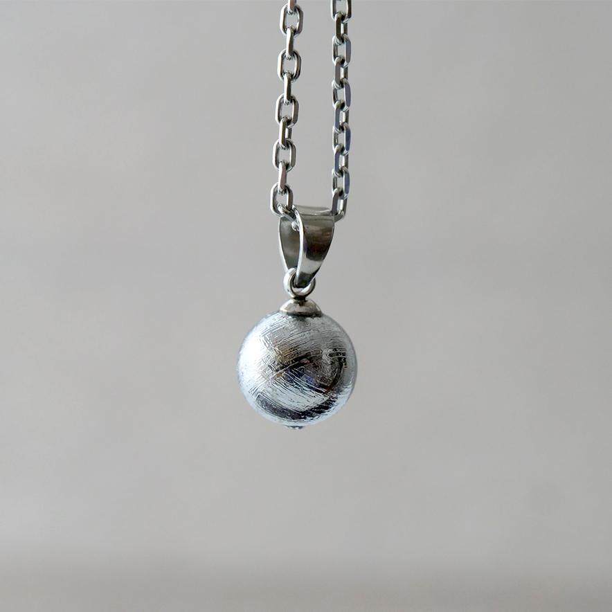 ギベオン トップ 丸玉 8mm 隕石 天然石 パワーストーン ナミビア産