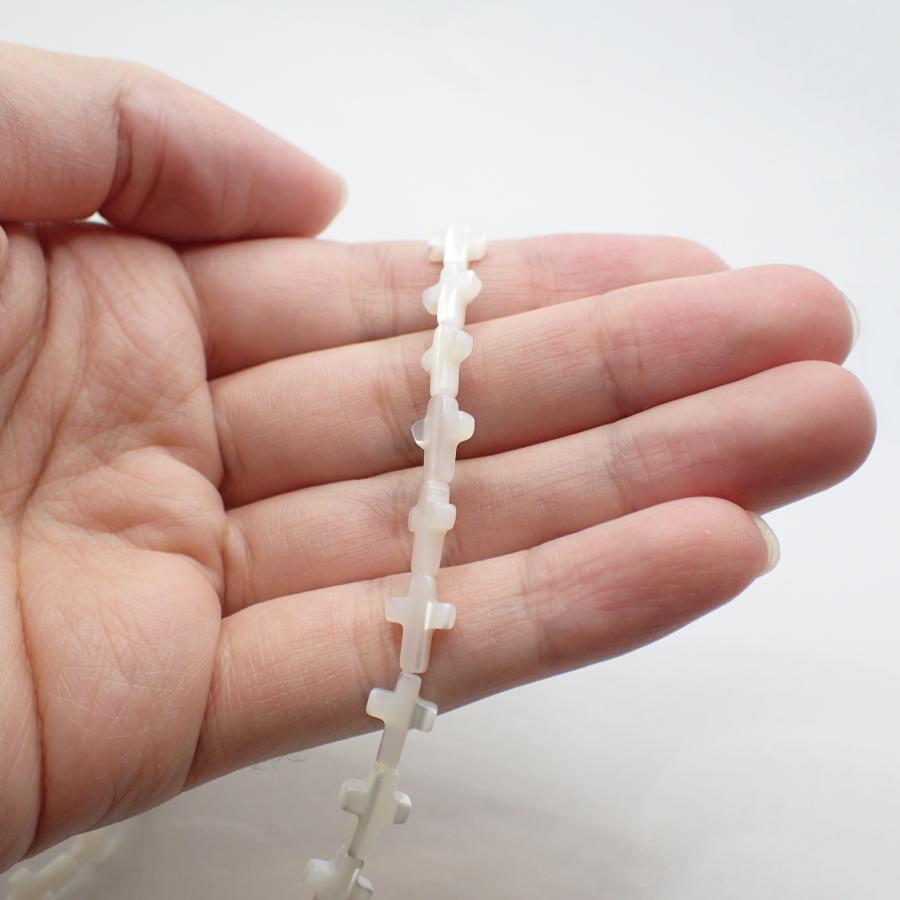シェルパーツ (83a) クロス 縦穴 ビーズ Sサイズ 7.5×10.0mm ホワイト
