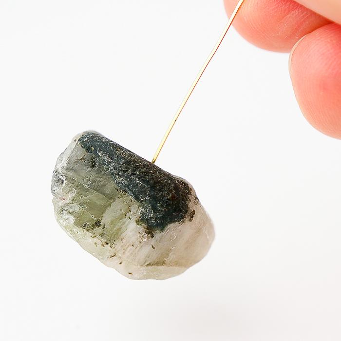 フェナカイト ロシア産 ビーズ 原石 【 C(3.9g)／D(3.8g) 】 貫通穴