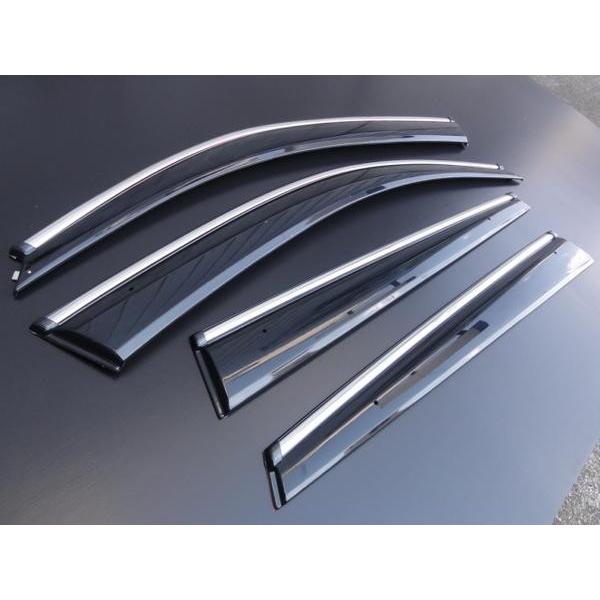 BMW 取り付け金具付き メッキライン入りドアバイザー