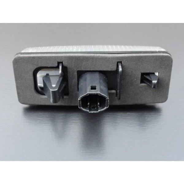 トヨタ Led ライセンス ランプ ライト ナンバー灯 交換 ａｓｓｙ プリウスアルファ プリウスa Zvw41w Zvw40w パーツヤードオンリーワン1 通販 Yahoo ショッピング