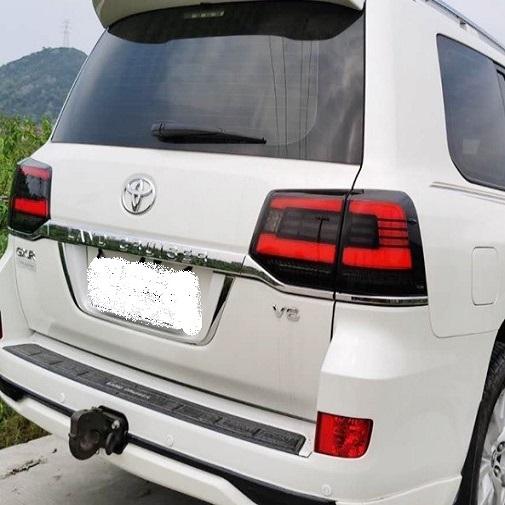 ランドクルーザー 200系 テールランプセット 新品未使用