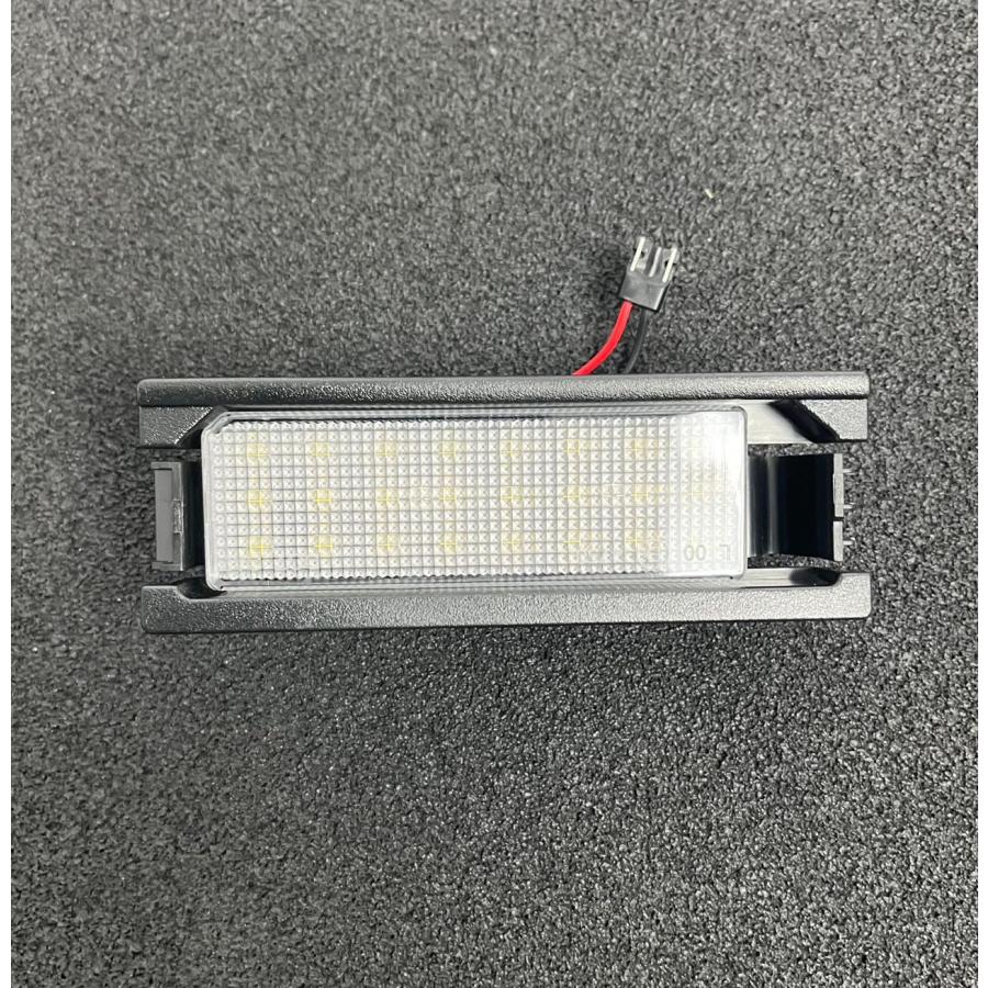 激白光 ! 交換式 ! LED ナンバー灯 ライセンスランプ bB QNC20 QNC25 QNC21 S Z Xバージョン Qバージョン ガーネットエディション｜partsyardonlyone｜02