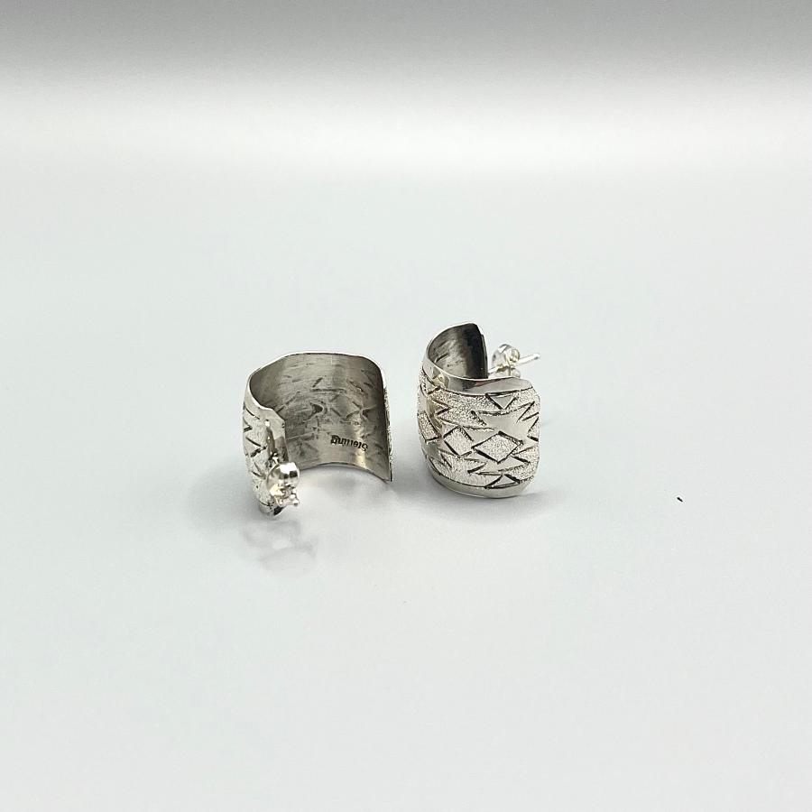 ネイティブデザインシルバーピアス インディアンジュエリー/ネイティブ