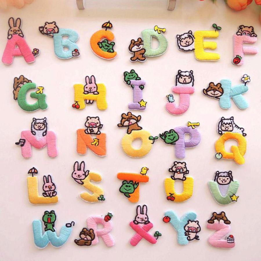 動物アルファベットワッペン アニマルアルファベットアップリケ イニシャルワッペン 文字アイロンワッペン | 