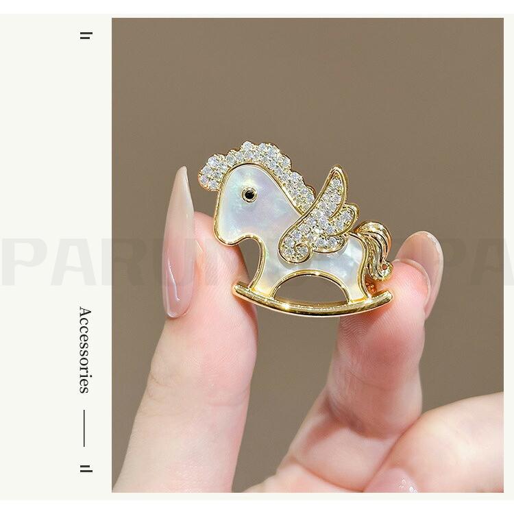 かわいい馬 ブローチ 天然の貝殻 コサージュ 針 ピン おしゃれ うま型