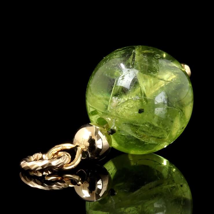 活き活きとしたオリーブグリーン ペリドット ペンダント |  | 02