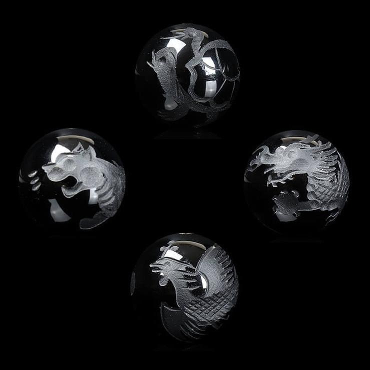 カラー四神(青龍・朱雀・白虎・玄武)のストラップ(純金入　手彫り) 四神獣(青龍 朱雀 白虎 玄武：鍍金) セット - 横浜中華街天宝堂本店