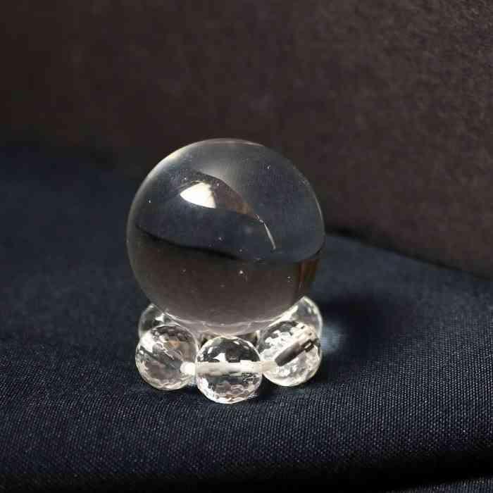 水晶（台付）鑑別書付