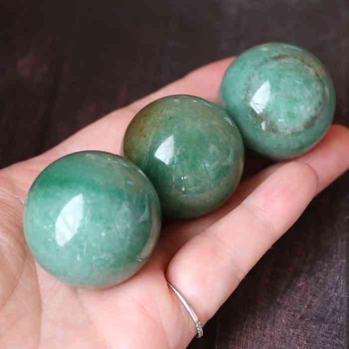 天然石アベンチュリンドラゴン彫刻スフィア