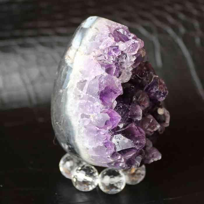 珍しい❣️ウルグアイ產アメジストクラスター原石（卵型) 極上