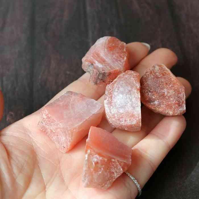 カーネリアン 原石 Sサイズ 1個 天然石 パワーストーン 置物 鉱物 標本