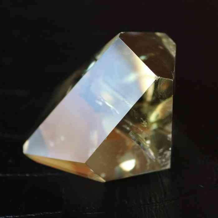 シトリン フリーフォーム 虹 インテリア 天然黄水晶 ペーパーウェイト