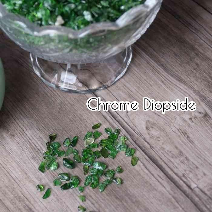 ダイオプサイド ダイオプサイト 極小粒 さざれ石 天然石 30g 浄化 インテリア ヒーリング 天然石 パワーストーン グリーン レジン オルゴナイト アクセサリー | 