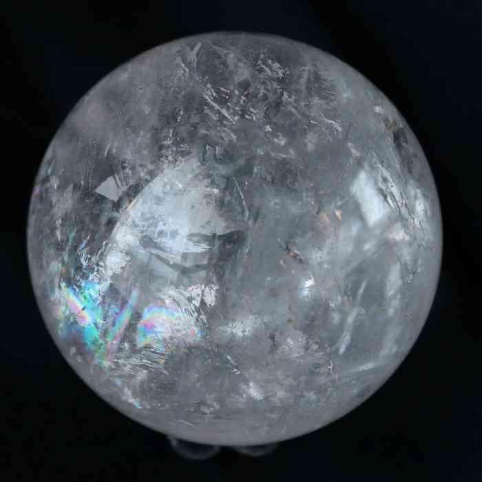 水晶 アイリスクォーツ 丸玉 55mm スフィア 天然石 天然水晶 虹 贈り物