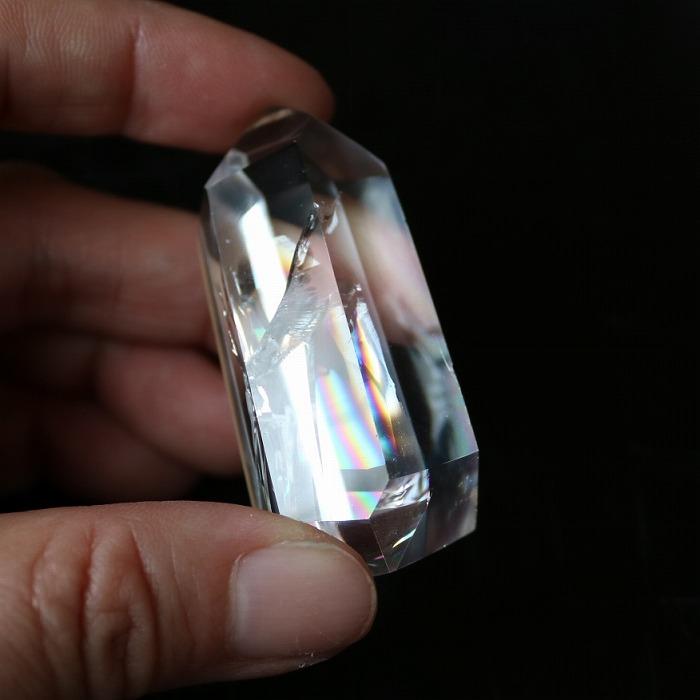 ★特価品【 天然石 高品質 アイリス 水晶 虹 虹入り フリーフォーム 原石 アイリスクォーツ 水晶 1個 フリーフォーム 虹水晶 Mサイス