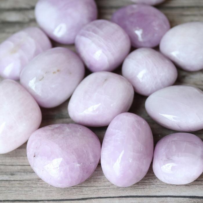 クンツァイト タンブル M・Lサイズ 1個 天然石 握り石 マクラメ