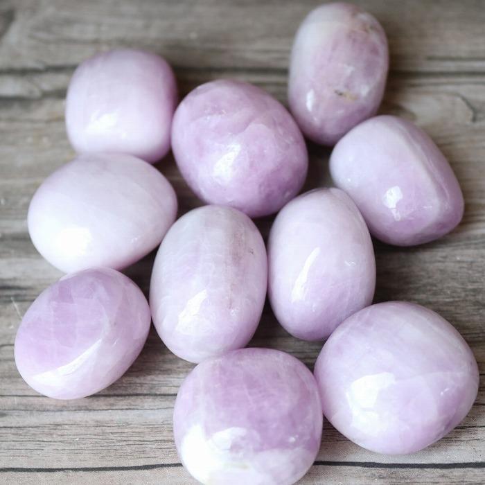 クンツァイト タンブル M・Lサイズ 1個 天然石 握り石 マクラメ