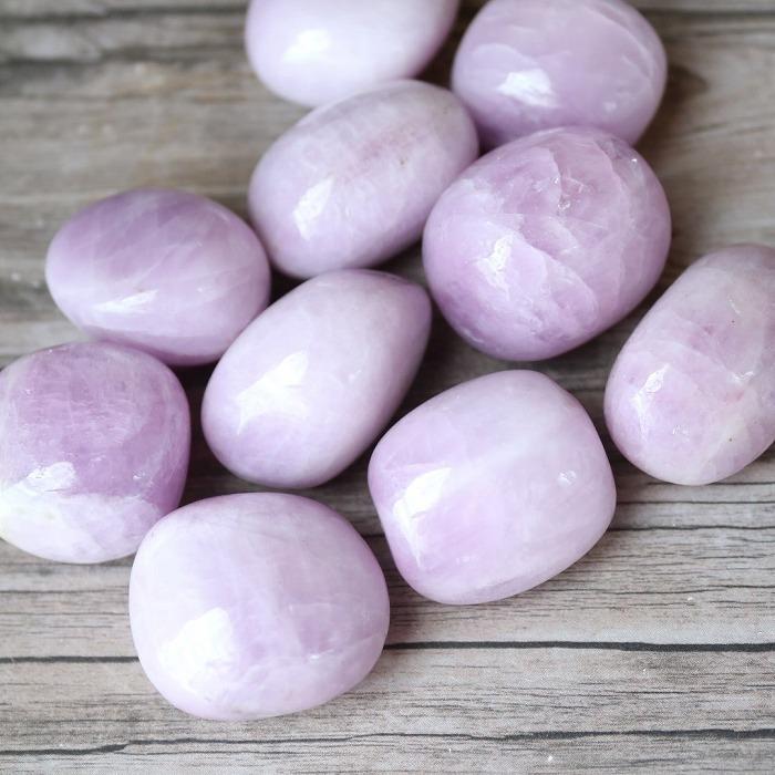 クンツァイト タンブル M・Lサイズ 1個 天然石 握り石 マクラメ