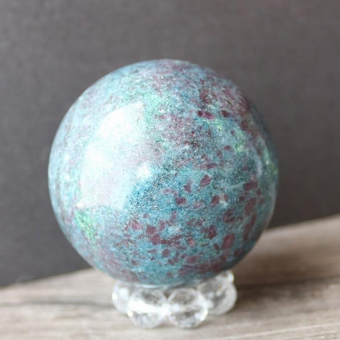 カイヤナイト サファイア コランダム 丸玉 スフィア 現物 58mm 浄化 インテリア 天然石 プレゼント パワーストーン 青 鉱物 標本 コレクション 送料無料