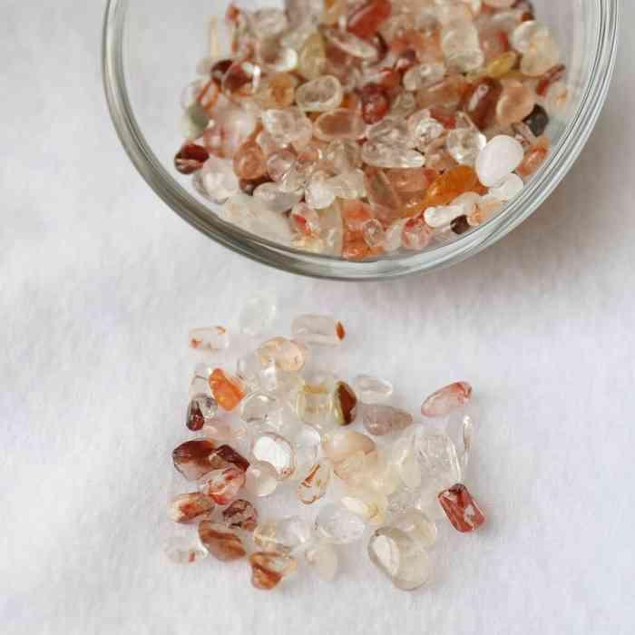 オーロラクォーツ さざれ石 極小粒 50g 浄化 ヘマタイト ライモナイト 
