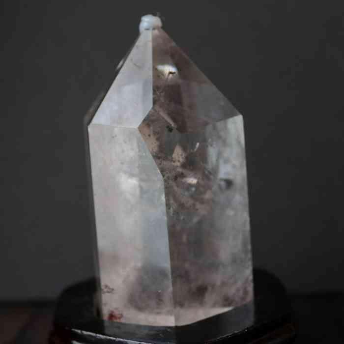 水晶 六角柱 虹入り ポイント 天然石 原石 パワーストーン 水晶 ポイント 六角柱 虹 台座付き 天然石 浄化 置物 パワーストーン