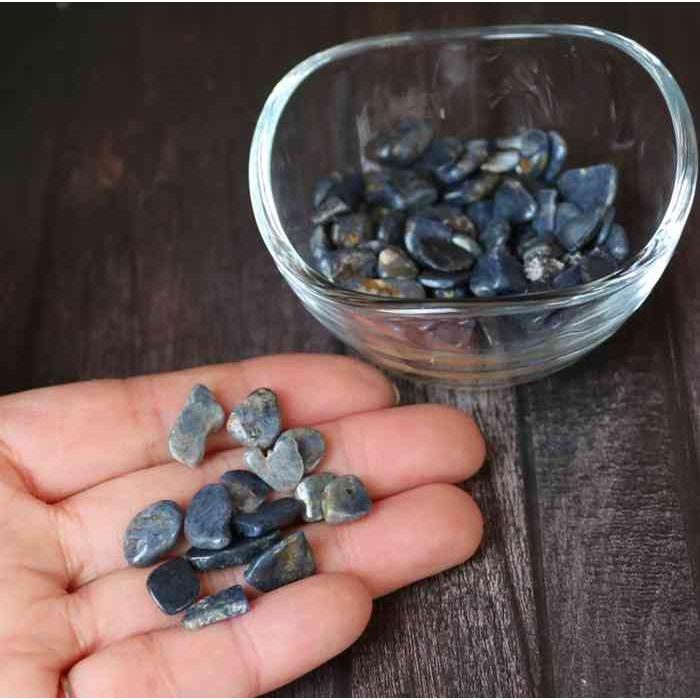 サファイア さざれ石 小粒 50g 天然石 浄化用 パワーストーン サファイア さざれ石 小粒 50g 天然石 浄化用 パワーストーン