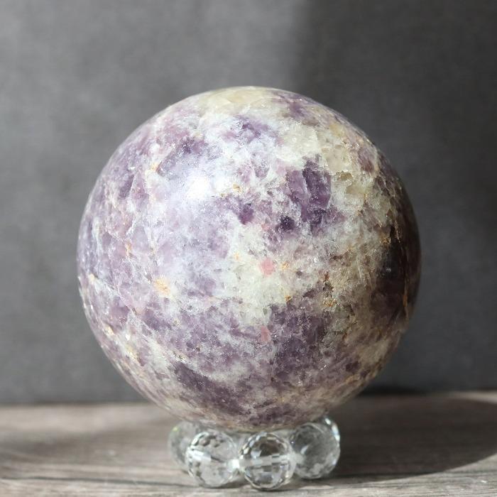 トルマリン入り　水晶　丸玉　天然石 天然石 ユニコーン ストーン 丸玉 スフィア 現物 63mm 水晶台座付