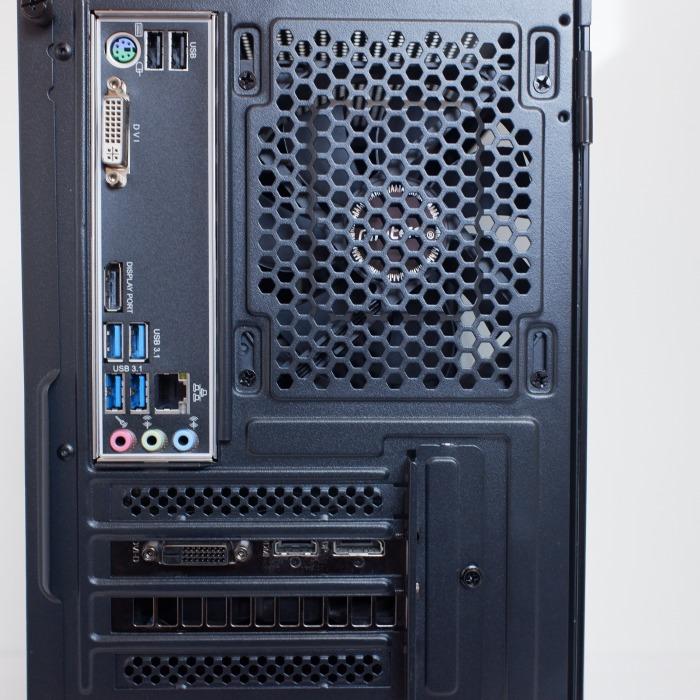 中古ゲーミングPC】新品ケース使用 / GeForce GTX 1660Ti Core i5-9400 
