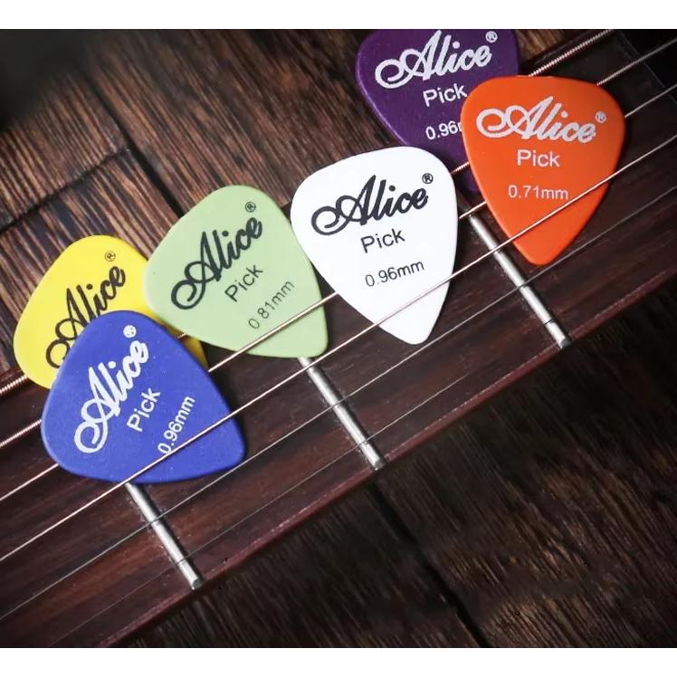 【50枚入り】ノートPC分解にも使える カラフルABS製ギターピックセット／アコースティック・エレキ・ベース・ウクレレ対応【メール便送料無料】[L3] |  | 01