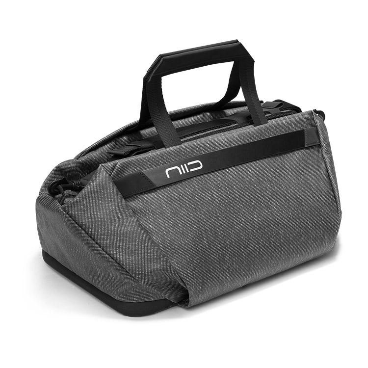 226 NIID CACHE キャッシュ ハイブリッドスリングバッグ 2WAY CACHE｜スリングからダッフルへ瞬時変形！最大36Lまで拡張する