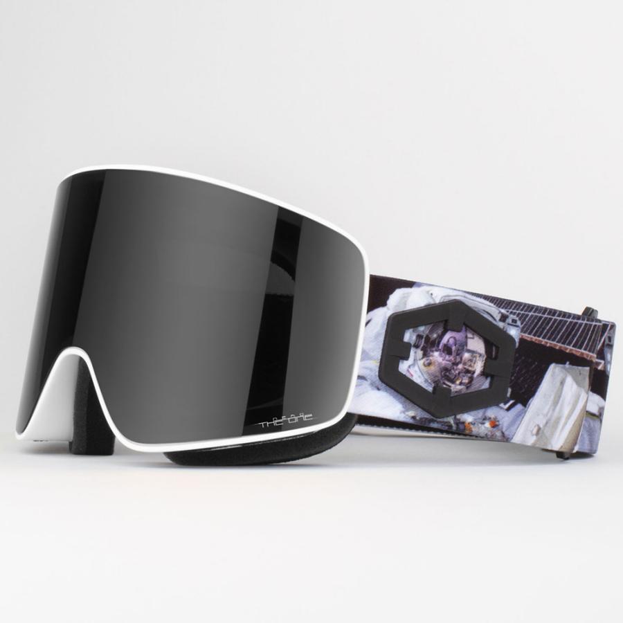 スノーゴーグル OUT OF 21-22 W2G2021 VOID Astronaut THE ONE スノーゴーグル OUT OF 21-22 W2G2021 VOID Astronaut THE ONE