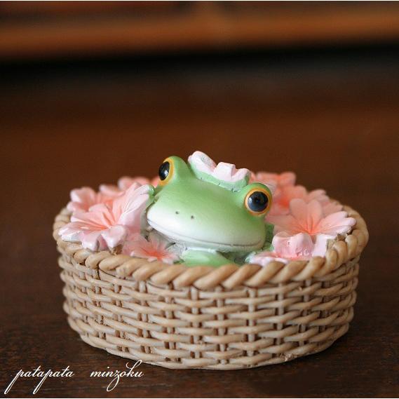 Copeau コポー 桜からひょっこりするカエル 置物 ダイカイ オブジェ