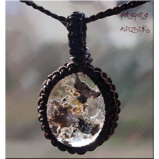 ルチル・サン ペンダントトップ マクラメ 石包み フレーム編み