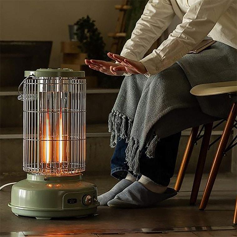 【タイムセール】新品未使用　電気ストーブ　アラジン　グラファイトフレームヒーター アラジン グラファイトフレームヒーター AEH-GF80A 送料無料