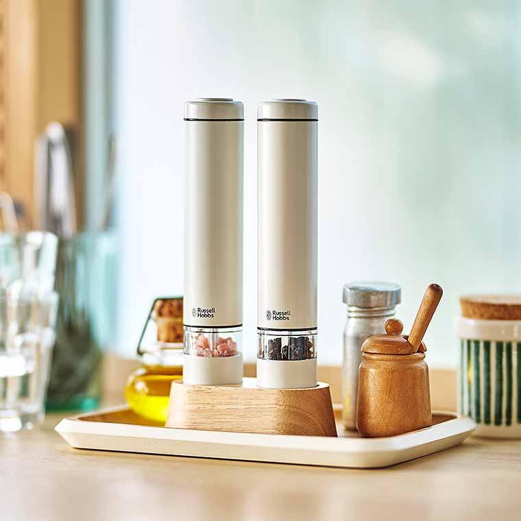 ラッセルホブス russell hobbs 電動ミル ソルト&ペッパー ミニ 7933 送料無料 / 岩塩挽き 胡椒挽き  粗挽き 細引き おしゃれ キッチン家電 | RUSSELL HOBBS | 06