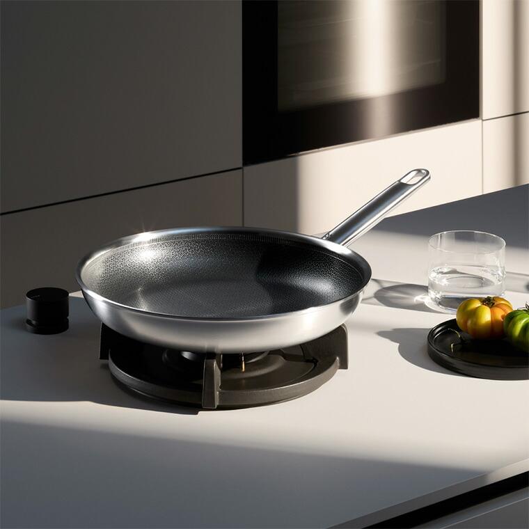 WMF アルティメット プロフィレジスト フライパン 28cm W1759286411 IH対応 ガス火対応 送料無料 / こびりつきにくい 耐久性 高熱伝導 JGSの画像