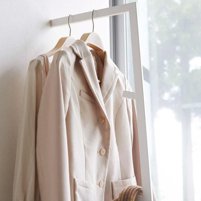 LINE 山崎実業 スリムコートハンガー ライン 収納 公式 ホワイト/ブラック ハンガーラック 省スペース ハンガーポール 衣類収納 送料無料