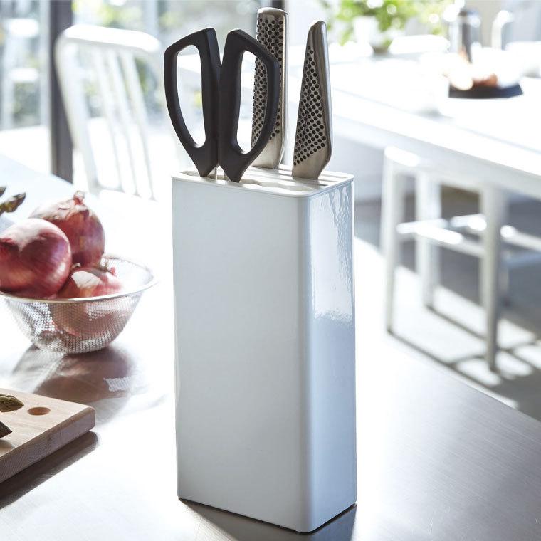 tower 山崎実業 キッチンナイフ＆ハサミスタンド タワー キッチン 公式 ホワイト/ブラック 3512 3513 / 送料無料 包丁立て 包丁入れ 調理器具収納 | tower | 01