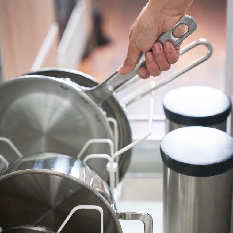 tower 山崎実業 シンク下 伸縮鍋蓋＆フライパンスタンド タワー キッチン 公式 ホワイト/ブラック フライパン収納 鍋フタ シンク下収納 送料無料 | tower | 04