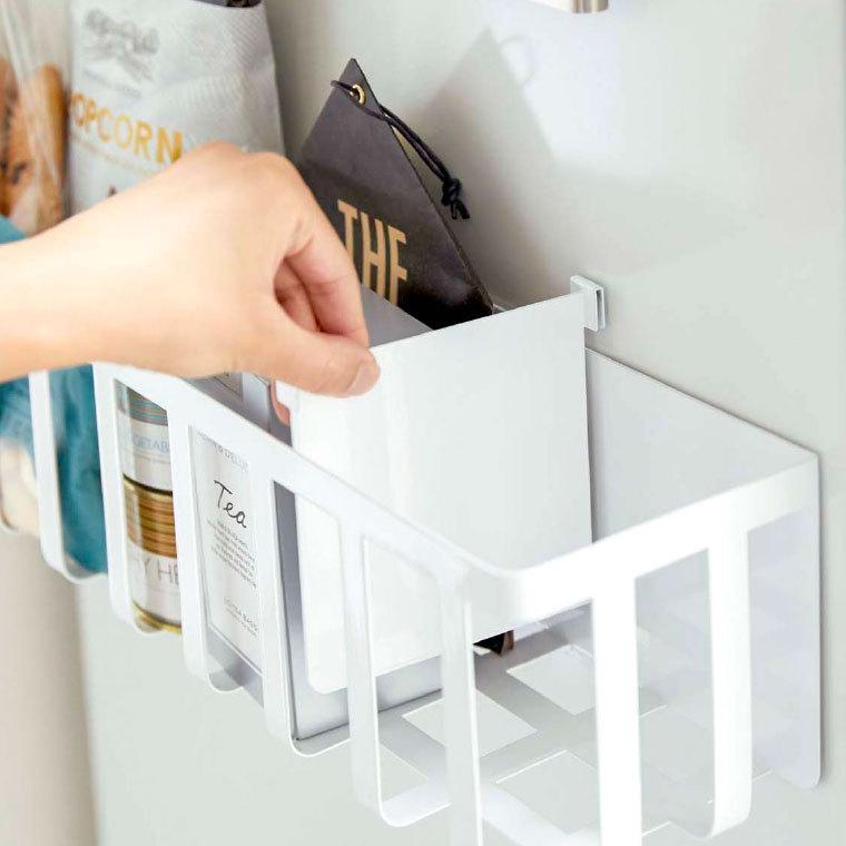 tower 山崎実業 冷蔵庫横マグネットワイド収納バスケット タワー 公式 ホワイト/ブラック 調味料収納 キッチン収納 ストッカー かご 送料無料 | tower | 03